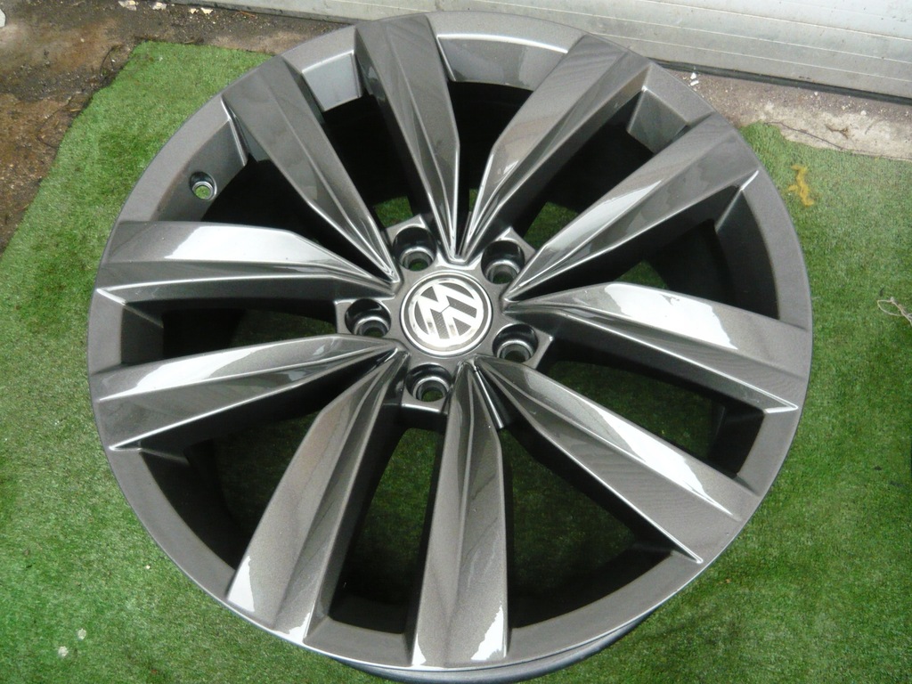 llantas 18 vw arteon passat grafit 4 unidades
