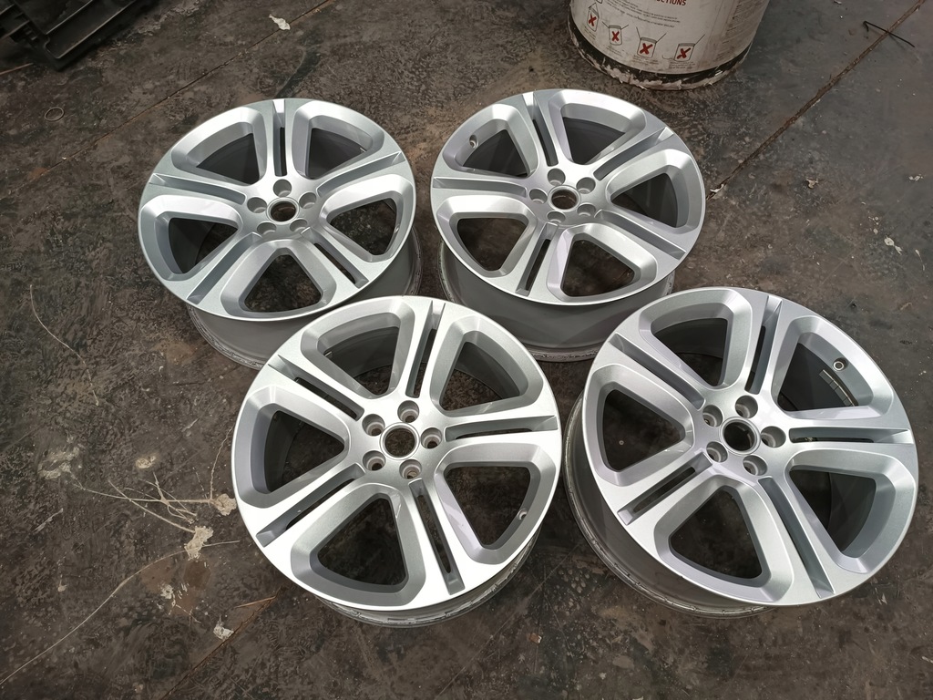 jaguar f-pace i in - llantas de aluminio 20" t4a2308