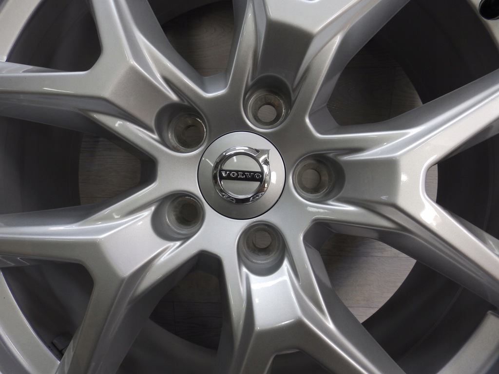 llantas volvo xc40 xc60 7.5jx18h2 et50.5 5x108