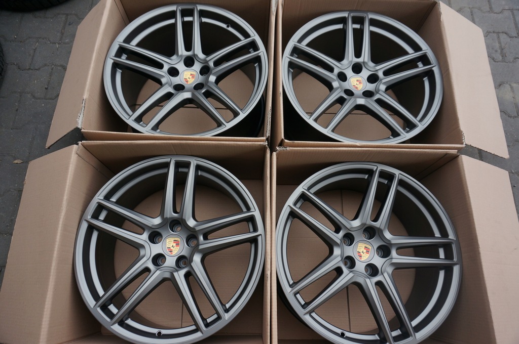 llantas porsche macan s /turbo / spider 20' 95b demo