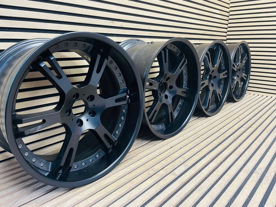 maserati granturismo llanta 21  pulgadas