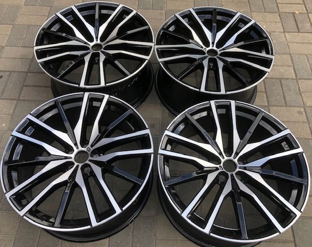 @@llantas bmw x5 g05 m 22''8090013 @@