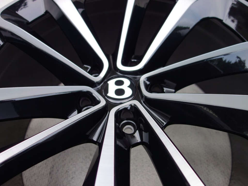 llantas bentley bentayga 21'' original!!