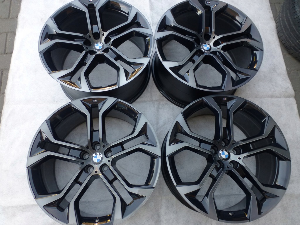 llantas bmw g05 x5 x6 g06 21'' x7 m  paquete black