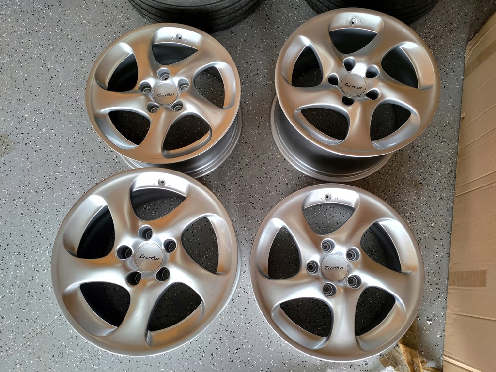 original llantas porsche 996 turbo 8 +11 x 18 et45