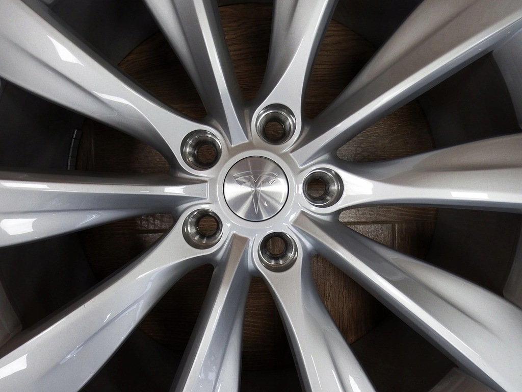 llantas tesla model s 21  pulgadas plata 