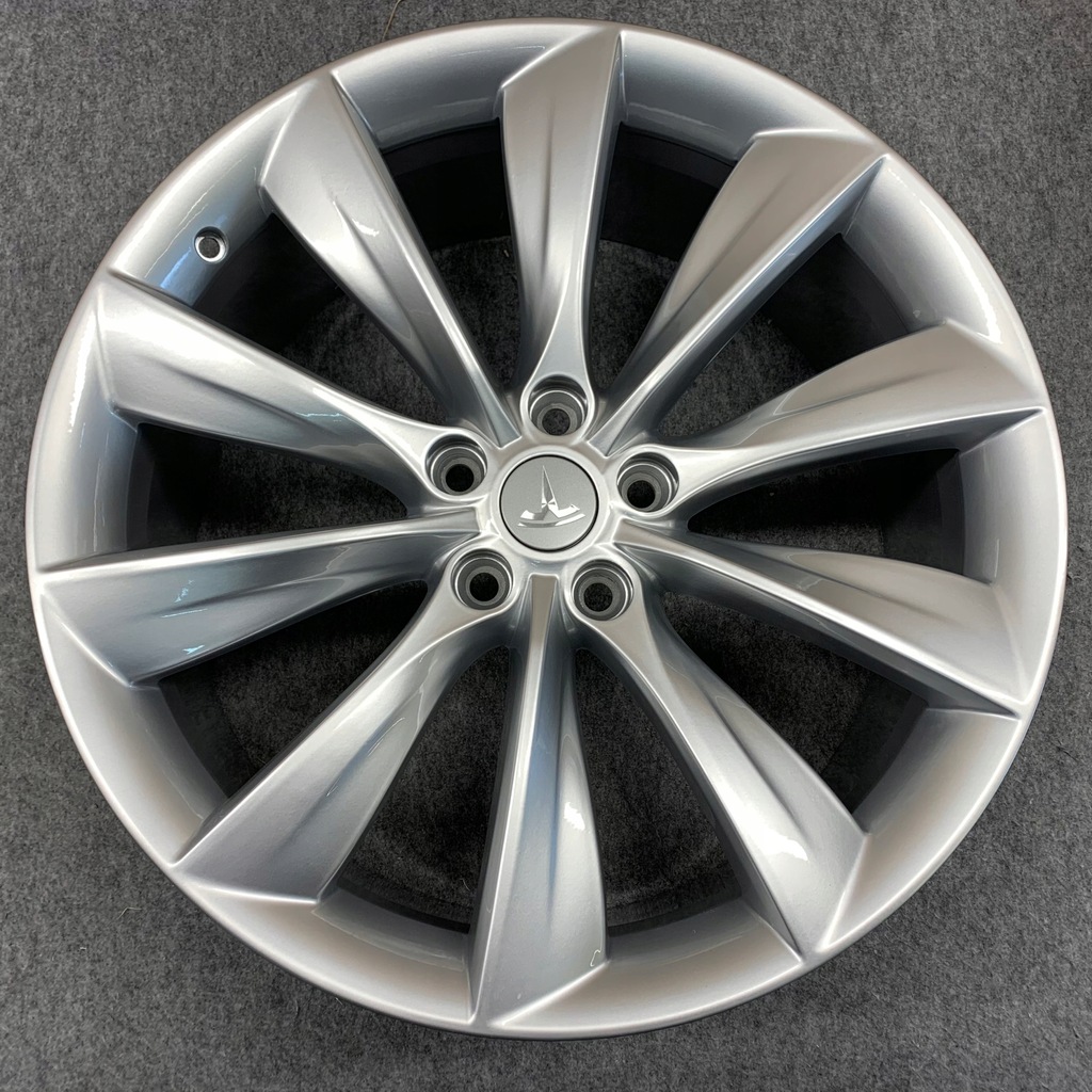 lote llantas tesla model s turbina 21'' 5x120