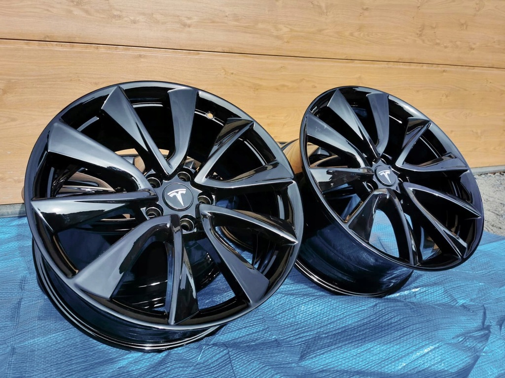 llantas tesla 3 8,5x19 et40 5x114,3