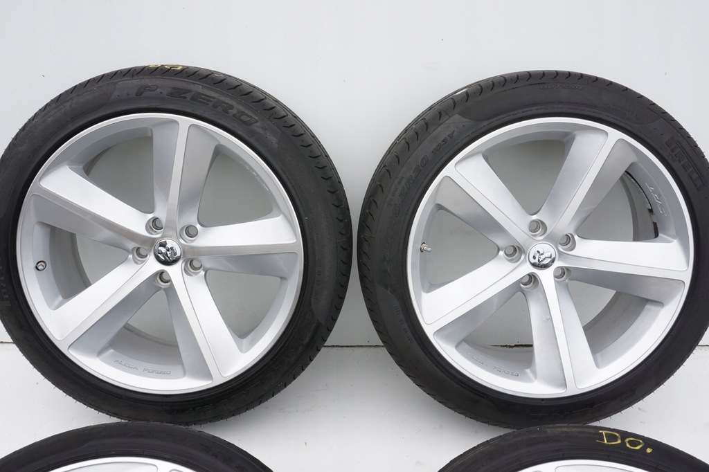 dodge challenger charger srt 5x114,3 20 9j et25,5