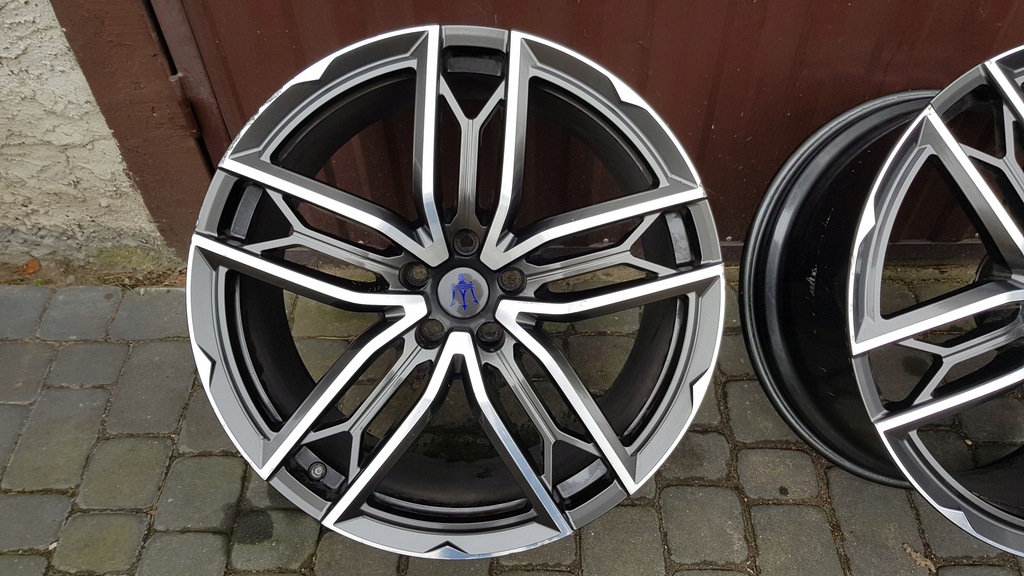 maserati ghibli llantas 21 10,5 et45 8,5 et44