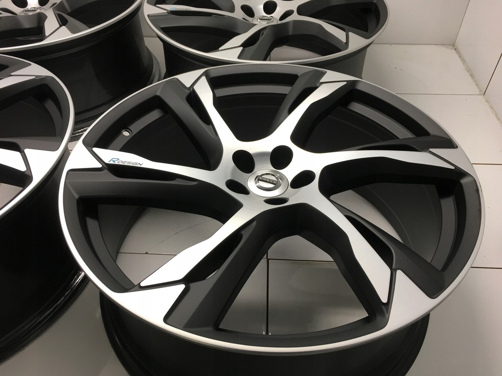 llantas 22 volvo xc 90 r desing 9j et 38.5   oem
