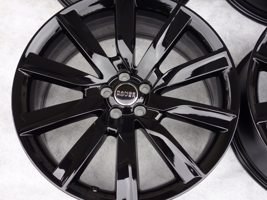 llantas range rover velar negros brillo 21''