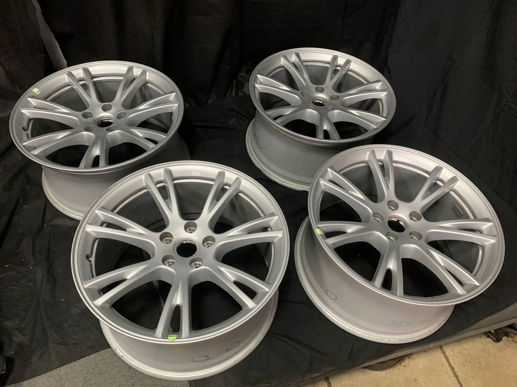 tesla model y lote llantas 19 apollo 1188222-00-b