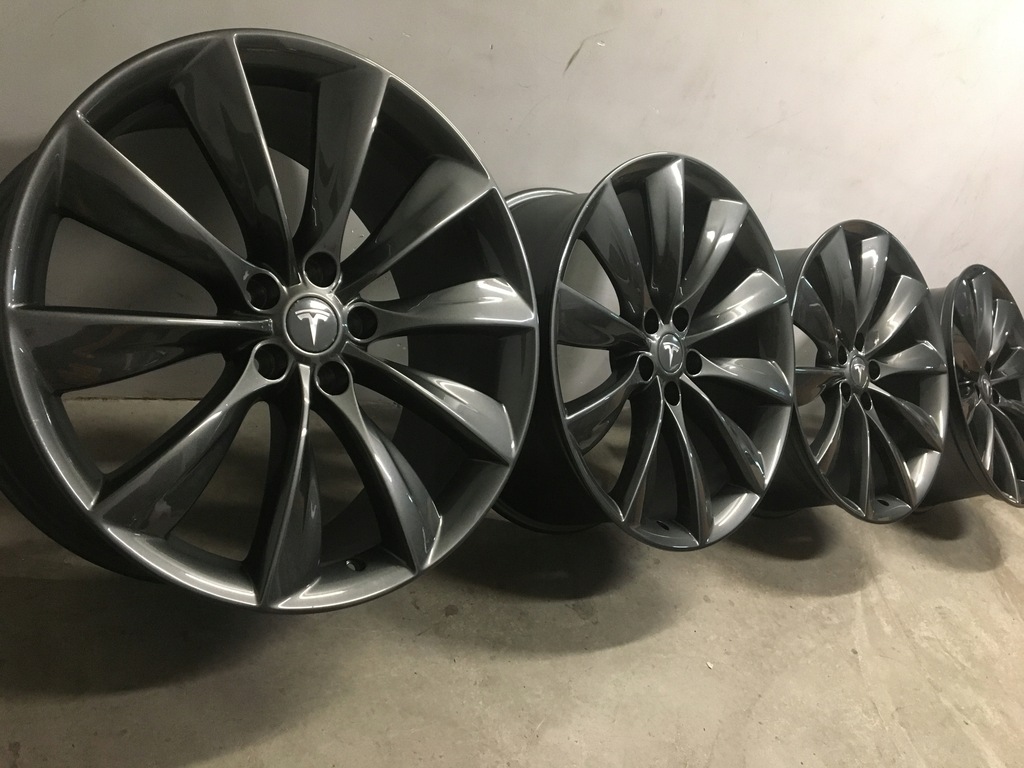llantas tesla s 21x8,5j et 40 lote original