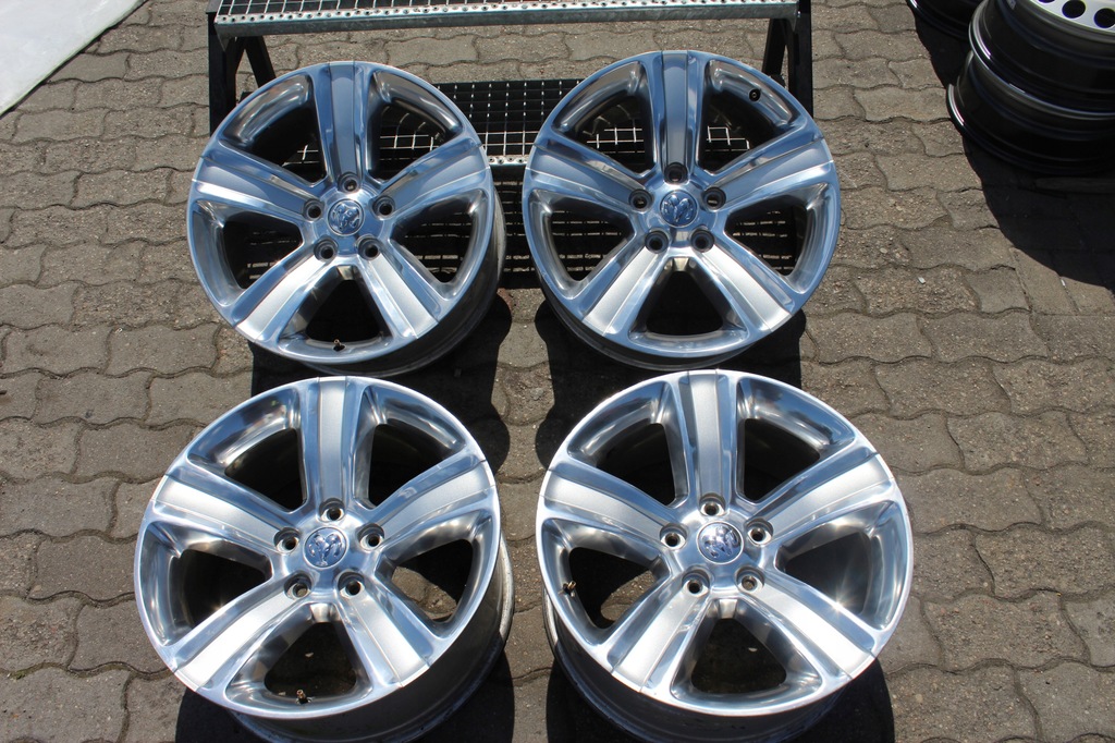 oryg dodge ram 1500 20 pulgadas 5x139,7 et19,05 9j