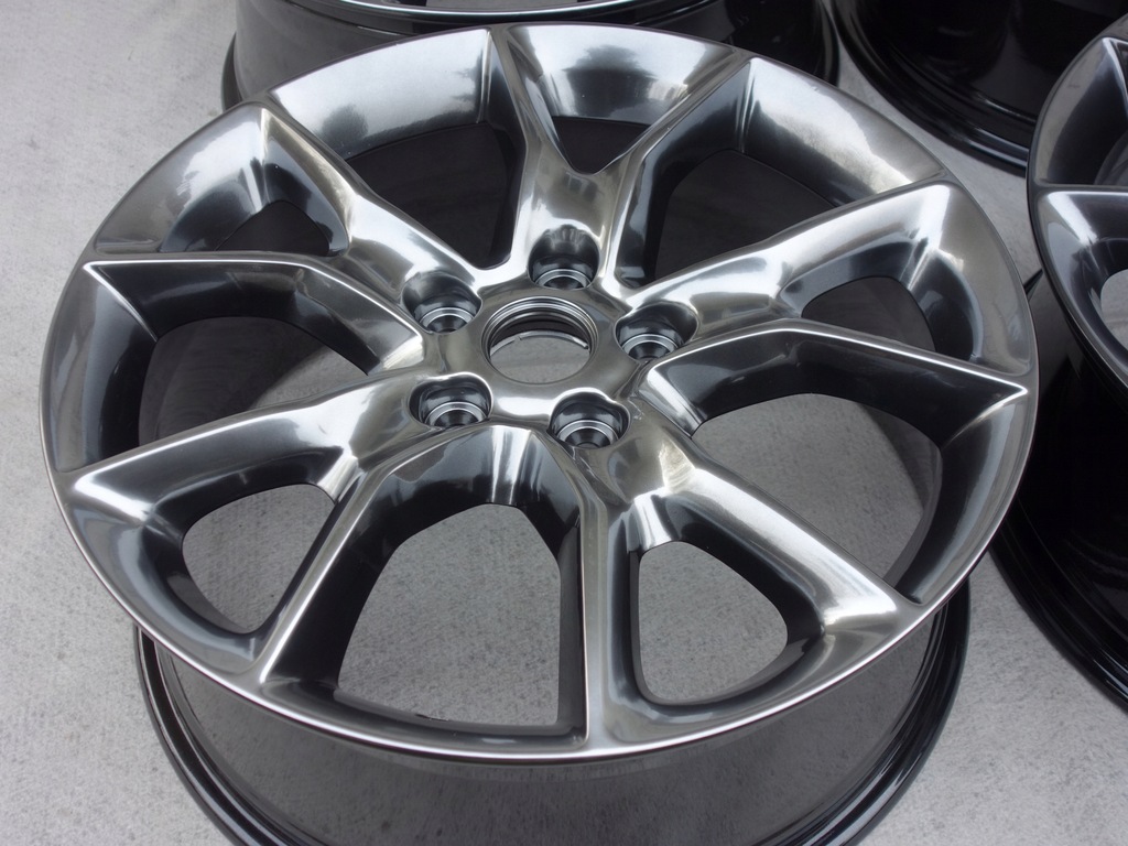 llantas jeep grand cherokee wk2 20'' summit