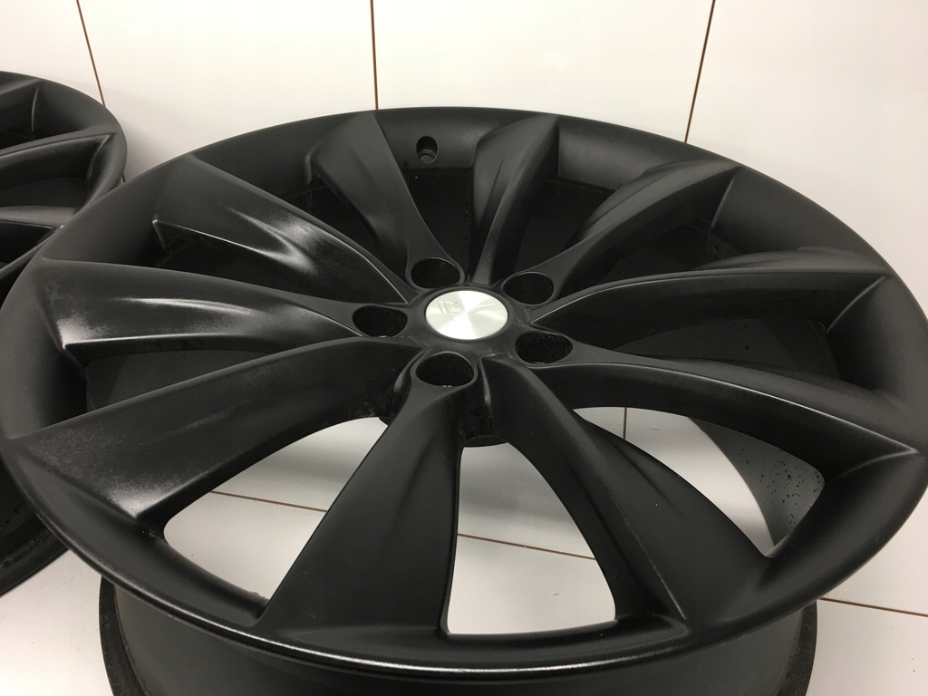 llantas 21 tesla sport lift 8,5j et40 sensores oem