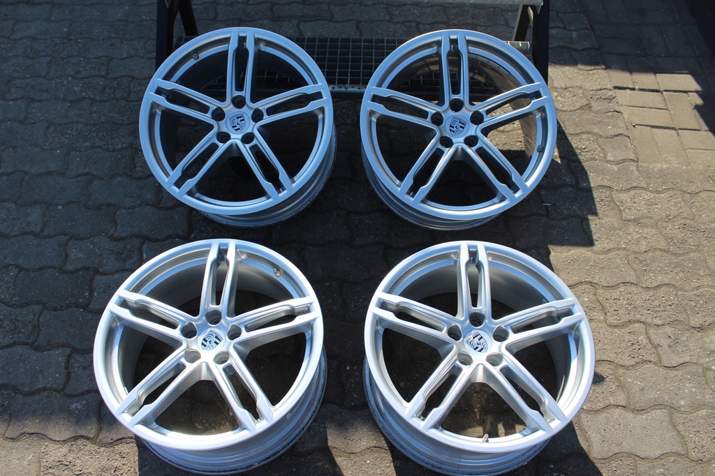 oryg porsche macan 19'' 5x112 et21 8j 9j sensores