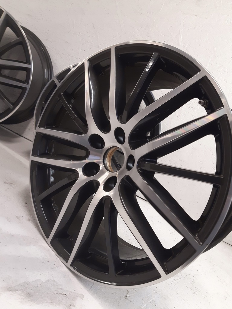 llantas maserati ghibli 8,5jx19h2 et44 10jx19h2