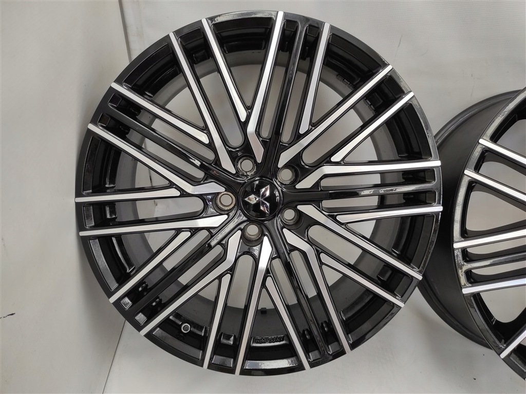 llantas mitsubishi outlander asx 20  pulgadas 8j 5x114.3