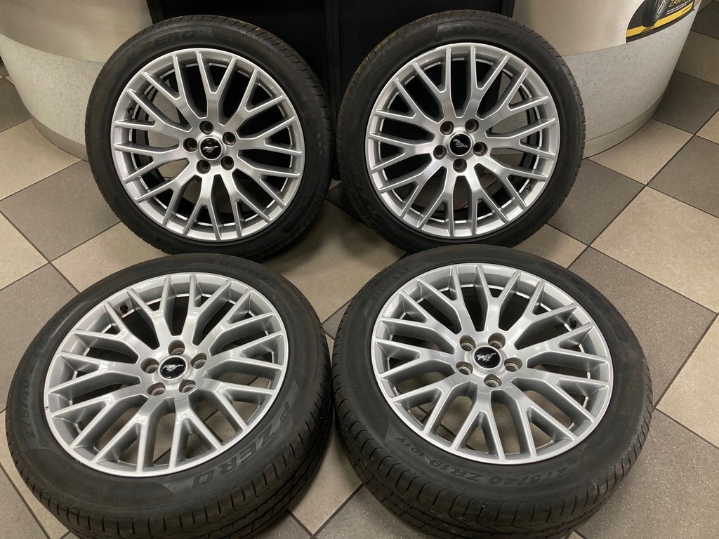 ford mustang ruedas de aluminio 19 pirelli originales