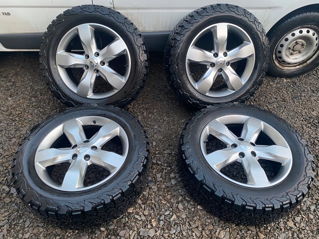 ruedas invierno jeep grand cherokee. wk2 275/55/20 10mm