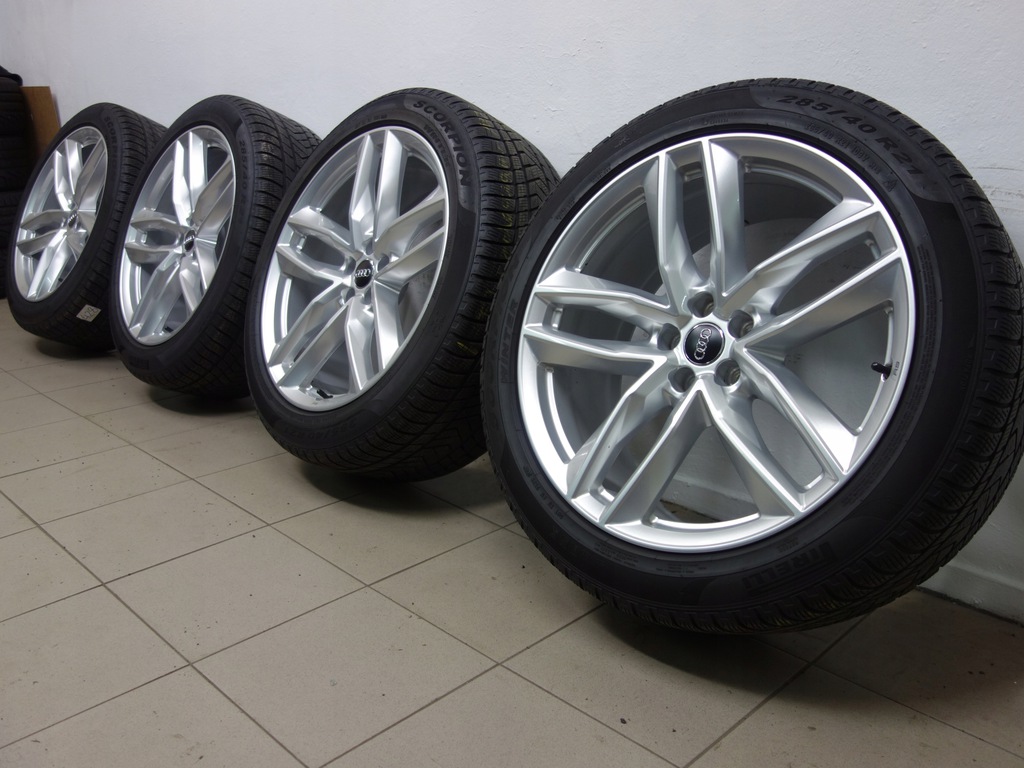 285/40r21  llanta de aluminio  invierno pirelli audi, q7 rs como nuevo