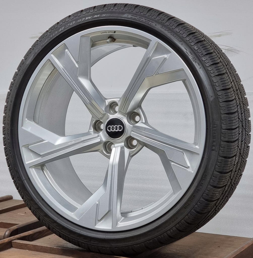 4 ruedas audi, rs4 rs5 20  pulgadas invierno pirelli 2019 ao