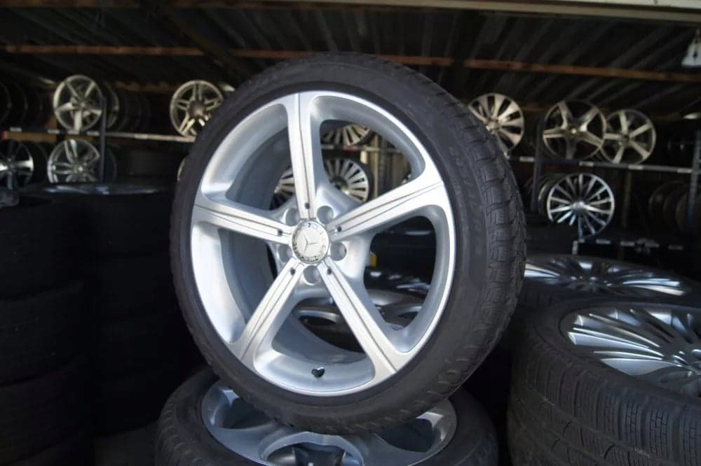 compl. invierno mercedes cls w257 c257 8x19 et 33 llantas oem