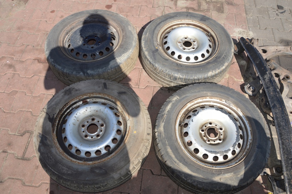 mercedes citan 1,5cdi llantas ruedas 5x108 195/65/15