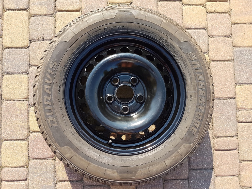 llanta con neumatico vw, t5,t6, 16  pulgadas, 5x120, 1 unidades