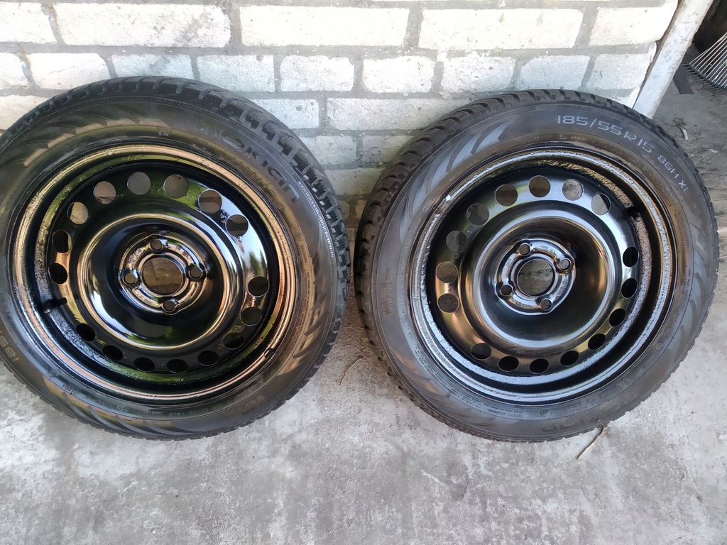 nokian wr d3 + llantas acero 15  pulgadas 2 unidades.