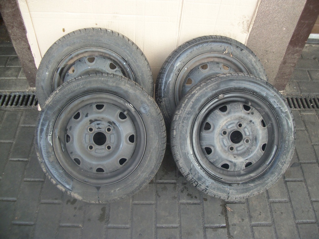 ruedas llantas neumáticos ładne suzuki alto v,