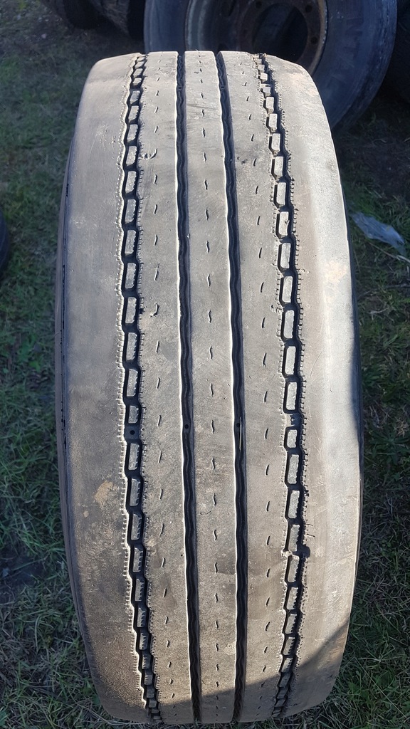 neumatico rueda neumáticos michelin 315 70 r. 22,5 15r