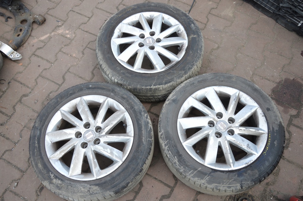 seat ibiza 6j llanta con neumatico 185/60r15 5x100