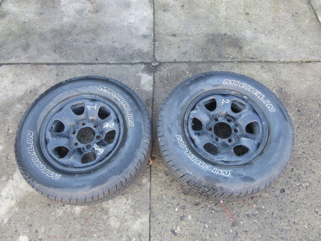 nissan terrano ii rueda llanta acero + neumatico r16
