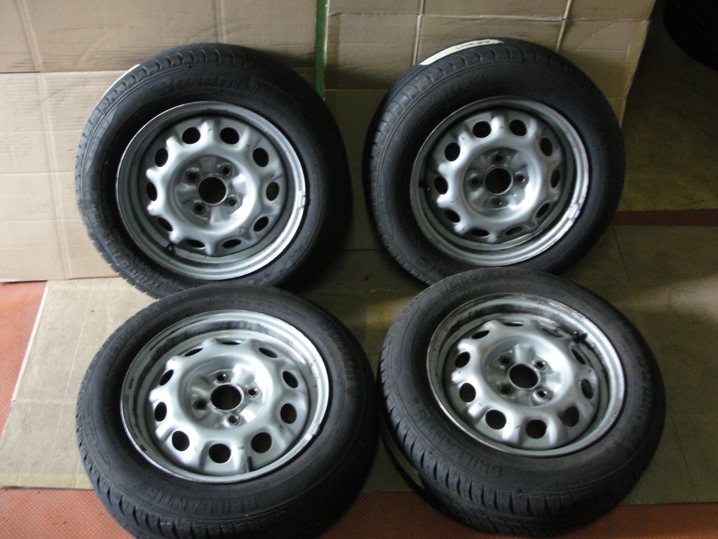 ruedas llantas neumáticos nissan 4x100 175/65 14