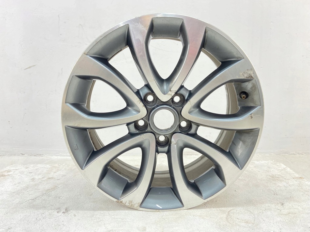 llanta nissan juke 7jx17 5x114.3 et47 1kr7a