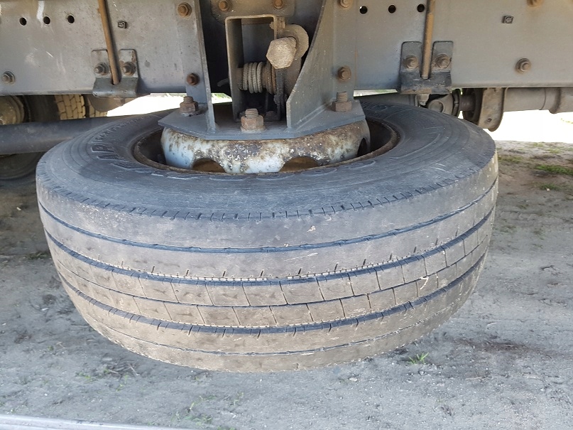 ruedas rueda llanta neumatico goodyear 245/70 r. 17,5 9 mm
