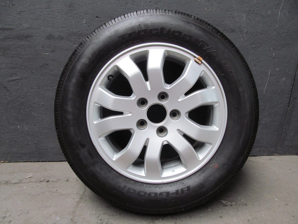 honda hyundai 5x114.3 16'' et50 llanta  llanta de aluminio  ! !