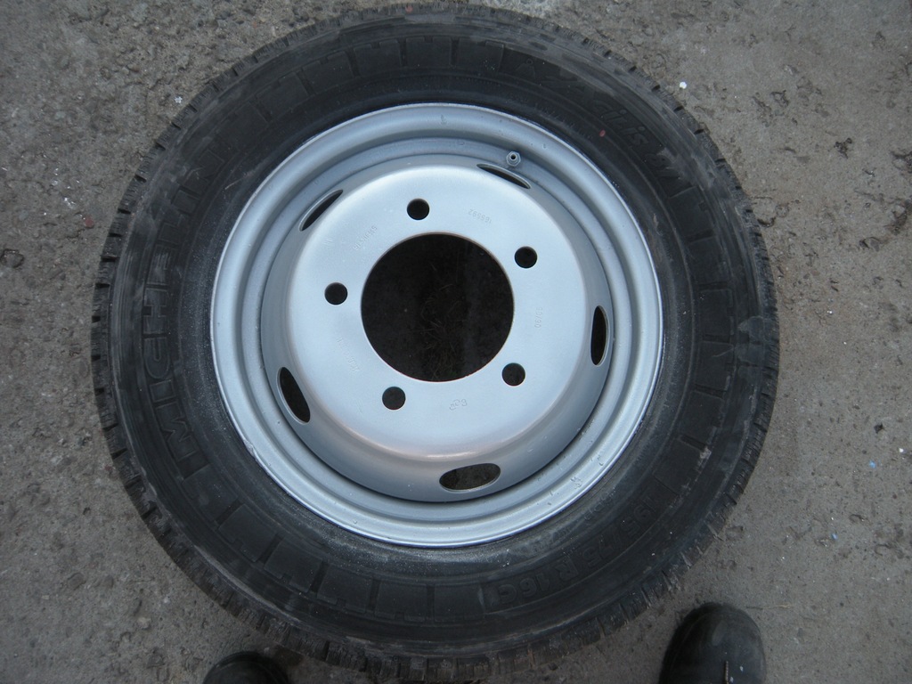 rueda -renault mascot 195/75 r16c