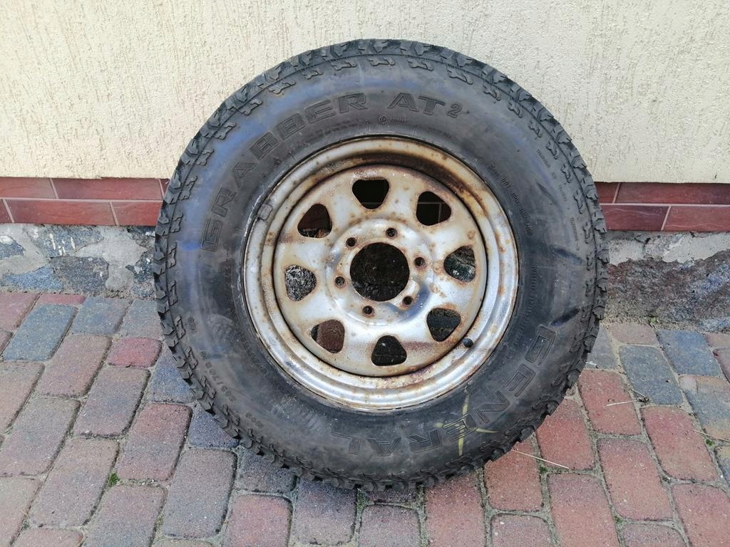 rueda acero nissan patrol 255/70/16 m+s