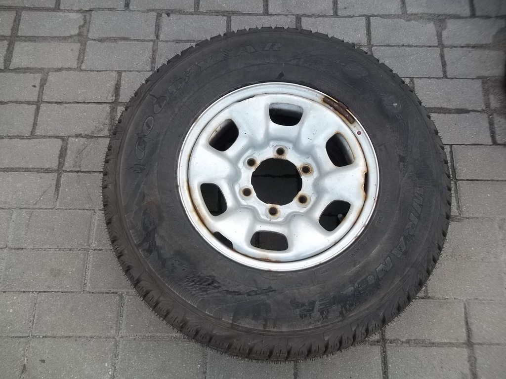 hilux rueda llanta acero repuesto 255/70r15c