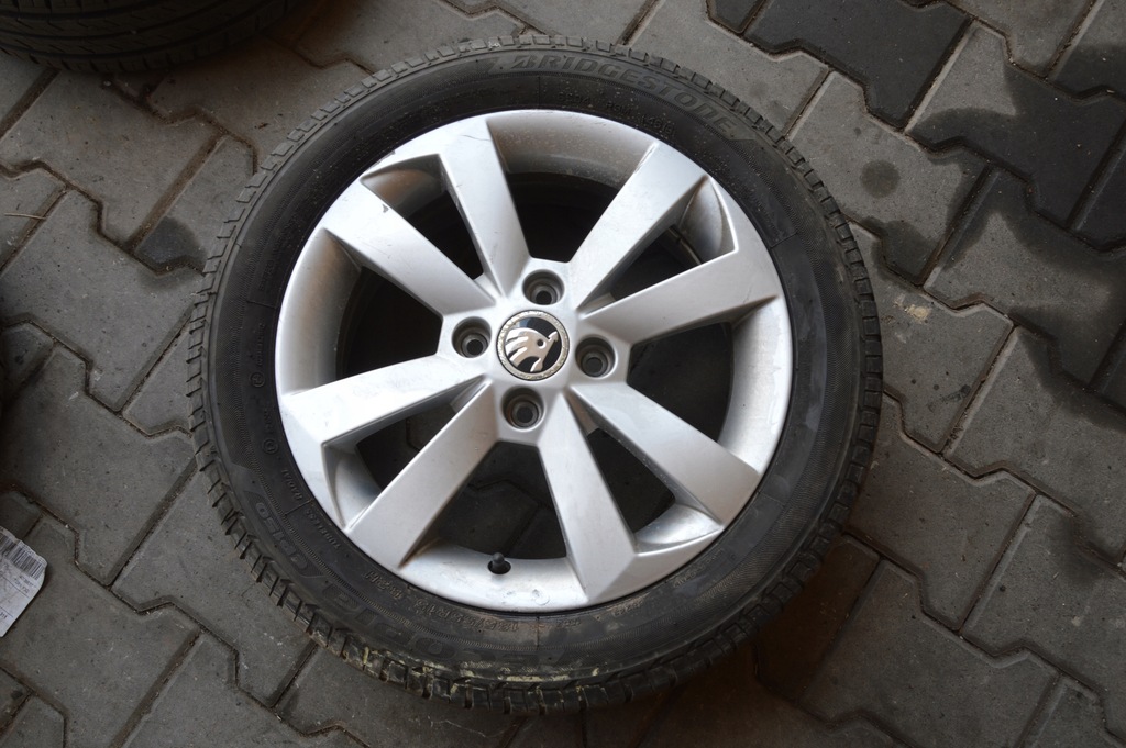 skoda citigo fl llanta con neumatico 185/55r15 1st601025