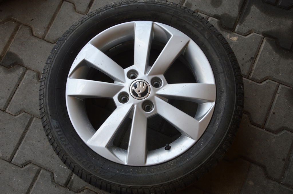 skoda citigo fl llanta con neumatico 185/55r15 1st601025