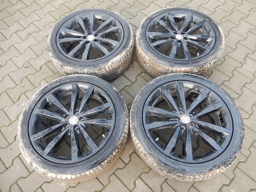llantas ruedas neumáticos jaguar e-pace 245/45/20