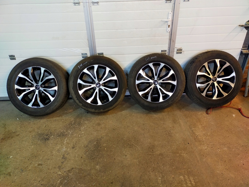 ruedas llantas neumáticos lexus nx usa 225/60 r18