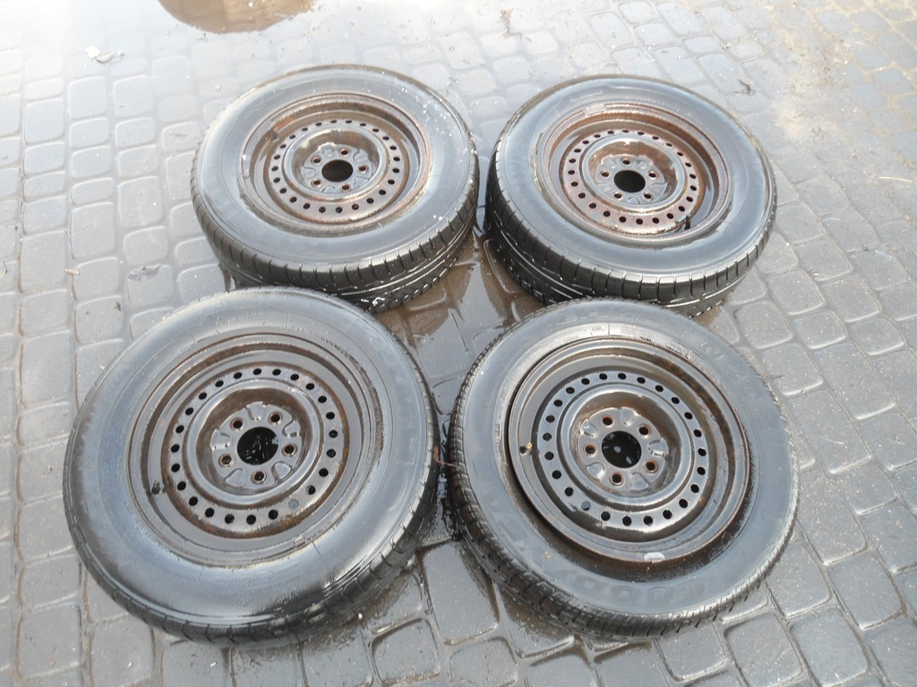 chrysler voyager llantas neumáticos 215/65 r15
