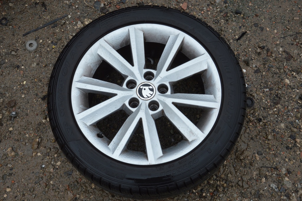 skoda fabia iii llanta 215/45r16 5ja601025ab