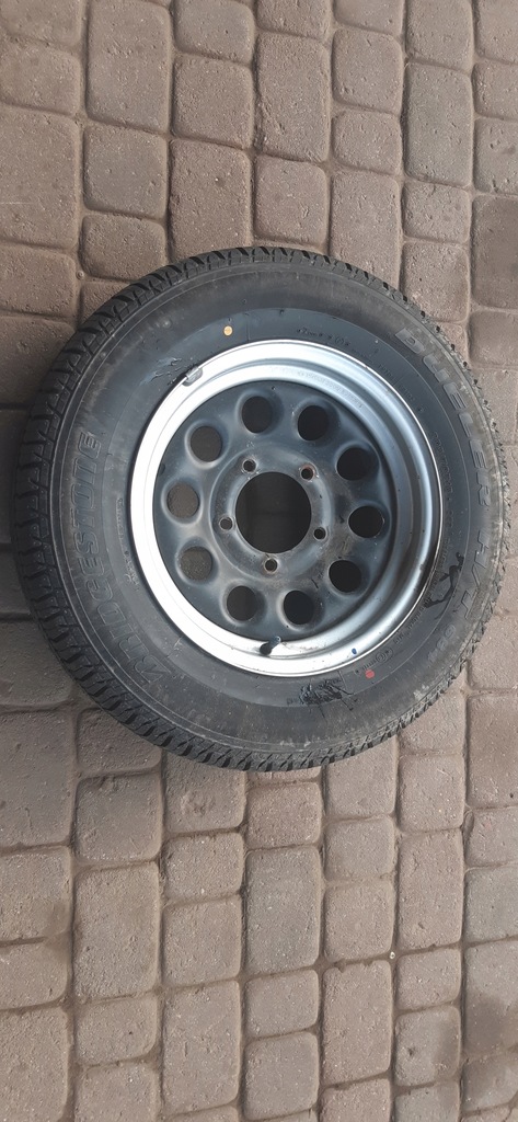 suzuki jimny rueda repuesto